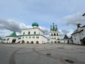 Свято-Троицкий Александро-Свирский монастырь