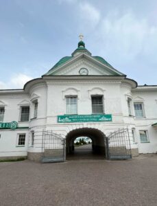 Свято-Троицкий Александро-Свирский монастырь вход