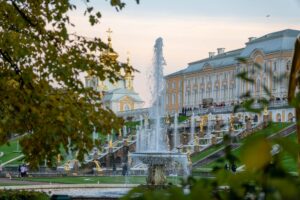 Центральный каскад Петергофа