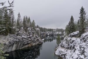 Каньон Рускеала в начале зимы