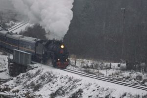 Рускеальский экспресс на зимнем подъеме