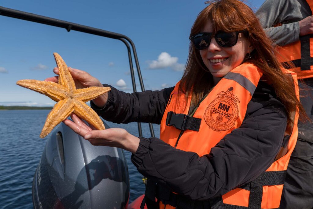 С морской звездой на Соловках